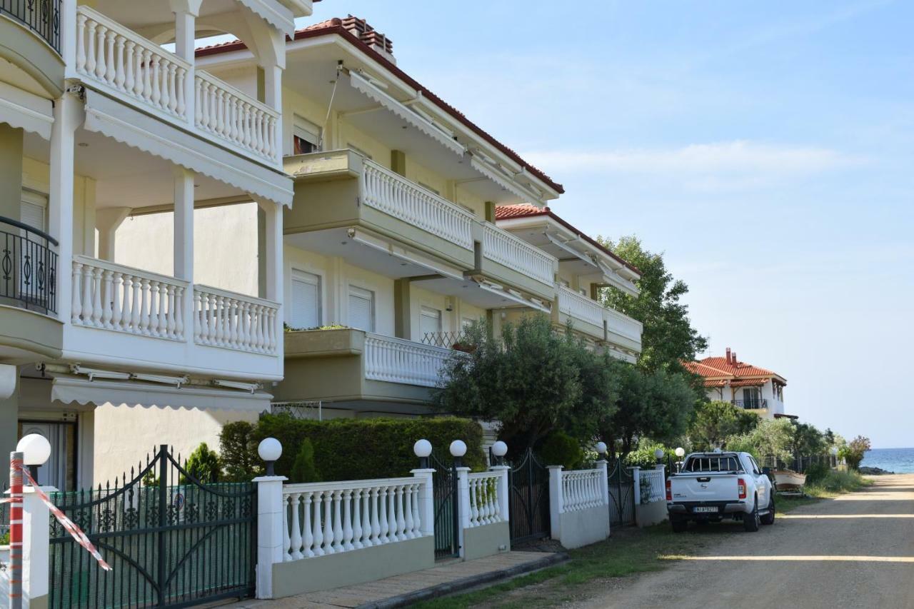 Dimar1 Seaside Apartment Паралия Дионисиу Екстериор снимка