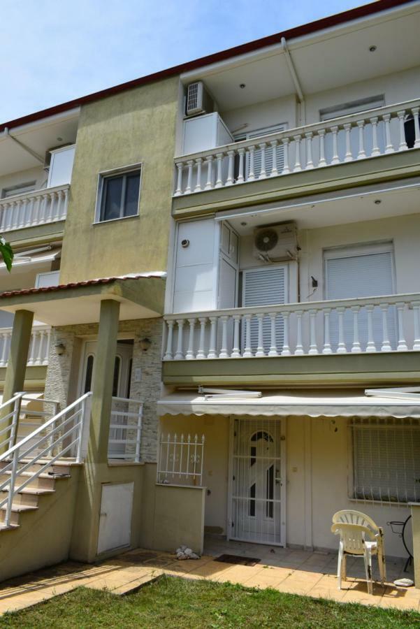 Dimar1 Seaside Apartment Паралия Дионисиу Екстериор снимка