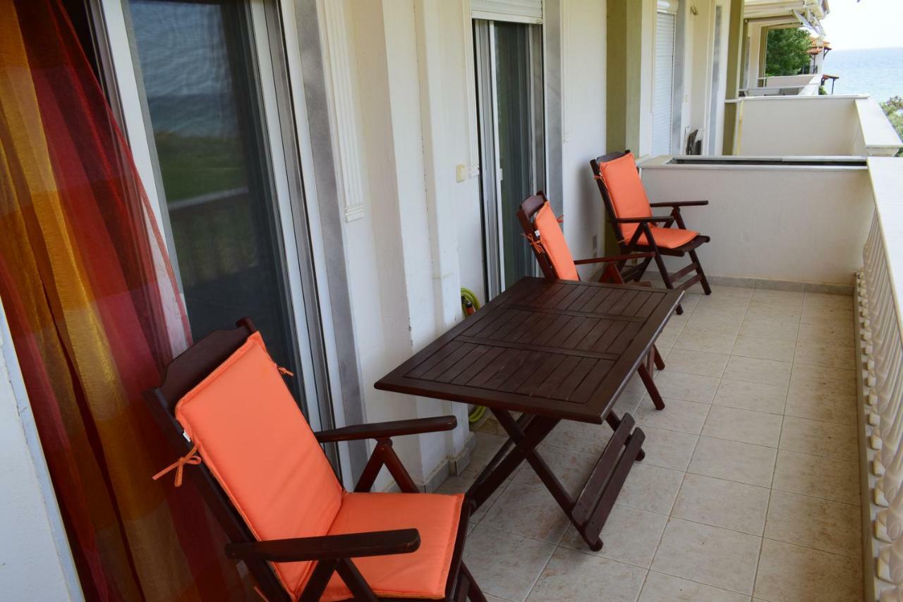 Dimar1 Seaside Apartment Паралия Дионисиу Екстериор снимка